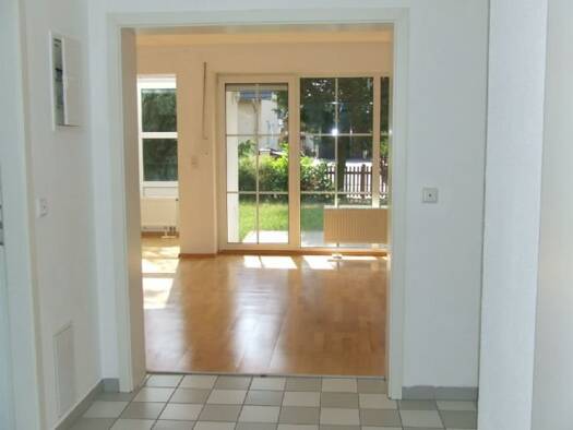 Wohnung zur Miete 690 € 3 Zimmer 73,9 m² EG frei ab sofort Kastanienstraße 2 Seehausen Leipzig 04356