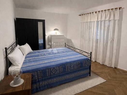 Haus zur Miete 750 € 4 Zimmer 100 m² Svetvincenat Svetvinčenat
