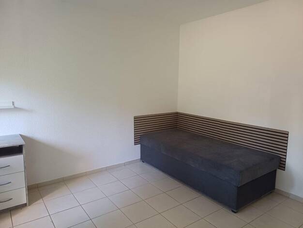 Wohnung zur Miete 396 € 1 Zimmer 24 m² Biesdorf Berlin 12623