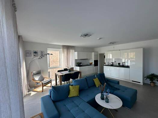 Wohnung zur Miete 1.410 € 3,5 Zimmer 88 m² Geschoss 1/3 frei ab 01.02.2026 Eichenweg Bothfeld Hannover 30659