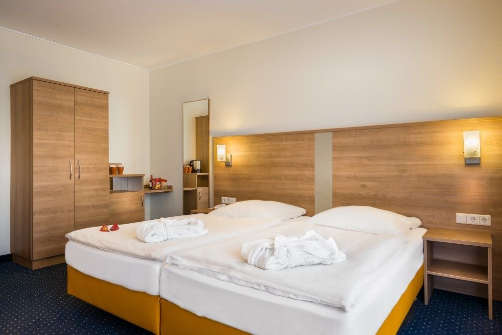 Wohnung zur Miete Wohnen auf Zeit 2.488 € 1 Zimmer 30 m²<br/>Wohnfläche 28.03.2025<br/>Verfügbarkeit In der Donk Hassels Düsseldorf 40599