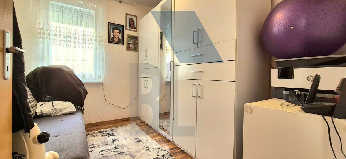 Property thumbnail 4