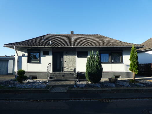 Bungalow zum Kauf 419.000 € 4 Zimmer 116 m² 727 m² Grundstück Linter Limburg an der Lahn 65550