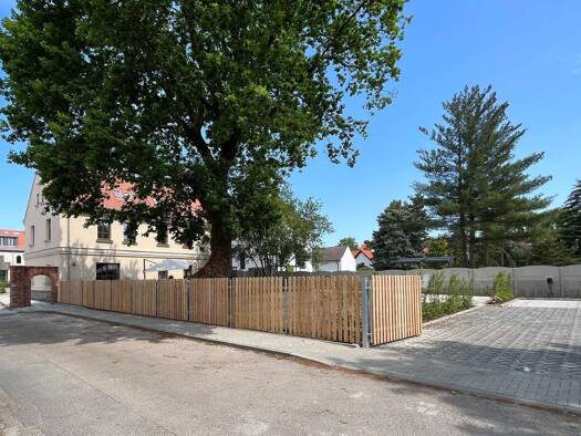 Außenstellplatz zur Miete provisionsfrei 60 € Hinter der Kirche 2 Seehausen Leipzig 04356