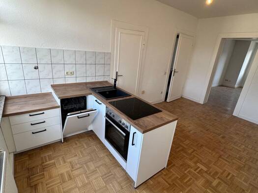 Maisonette zur Miete 845 € 4,5 Zimmer 64 m² Geschoss 3/3 frei ab 01.06.2026 Saarbrücker Str. 78 Huttrop Essen 45138