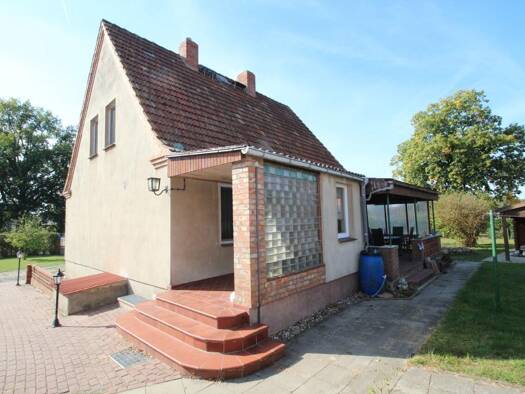 Einfamilienhaus zum Kauf 199.000 € 3 Zimmer 115 m² 1.091 m² Grundstück Bahlen 19258