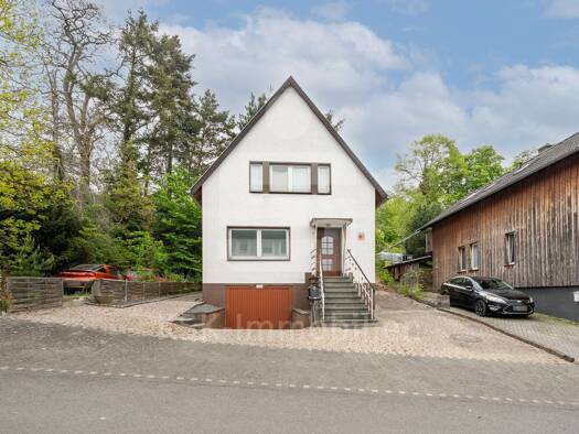 Einfamilienhaus zum Kauf 220.000 € 4 Zimmer 94,8 m² 826 m² Grundstück Niederbolheim Kerpen 50171
