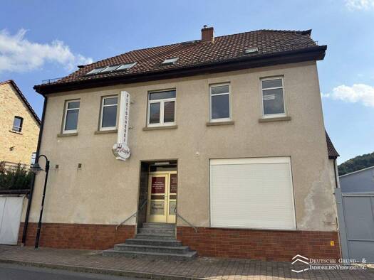 Haus zum Kauf 110.000 € 14 Zimmer 90 m² 5.292 m² Grundstück Heldrungener Straße 10 Oldisleben Oldisleben 06578