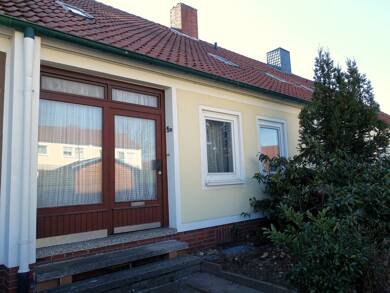 Reihenmittelhaus zum Kauf 179.500 € 5 Zimmer 84 m² 229 m² Grundstück frei ab sofort Kernstadt Süd Peine 31226