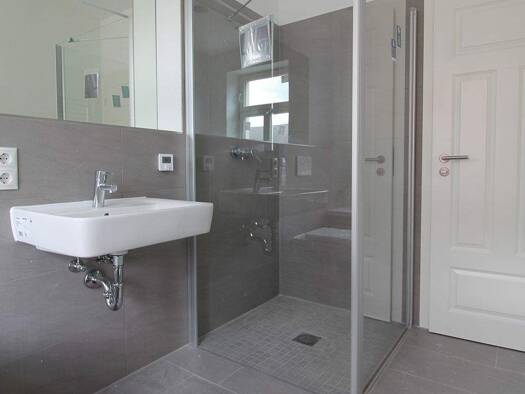 Wohnung zur Miete 682 € 2 Zimmer 53,3 m² EG frei ab sofort Parkweg 2a-b Böhlitz-Ehrenberg Leipzig 04178