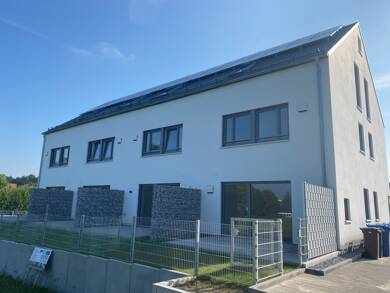 Reihenmittelhaus zur Miete 1.375 € 5 Zimmer 124 m² 100 m² Grundstück frei ab 01.10.2025 Sandelzhausen Mainburg 84048