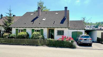 Einfamilienhaus zum Kauf 610.000 € 8 Zimmer 200 m² 730 m² Grundstück Dätzingen Grafenau 71120