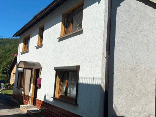 Einfamilienhaus zum Kauf 75.000 € 7 Zimmer 180 m² 280 m² Grundstück frei ab sofort Unterweißbach Unterweißbach 98744