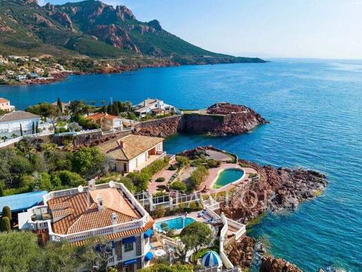 Einfamilienhaus zum Kauf provisionsfrei 3.980.000 € 6 Zimmer 245 m² 780 m² Grundstück Le Dramont-Agay-Anthéor-Le Trayas Agay 83530