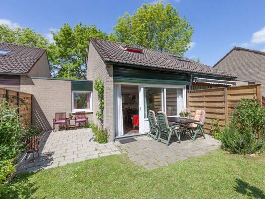 Haus zum Kauf provisionsfrei 185.000 € 4 Zimmer 55 m² 122 m² Grundstück Hoogerwerfsweg De Tong 48 Bruinisse 4311NP