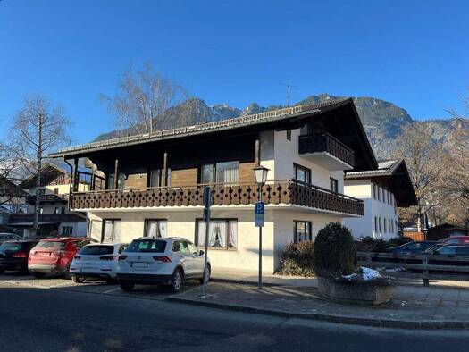 Mehrfamilienhaus zum Kauf 1.190.000 € 10 Zimmer 261 m² 286 m² Grundstück Garmisch Garmisch-Partenkirchen 82467