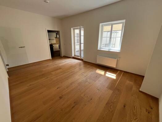 Wohnung zur Miete 1.060 € 3 Zimmer 92 m² Geschoss 1/3 frei ab sofort Marktplatz 13 Nördlingen 86720