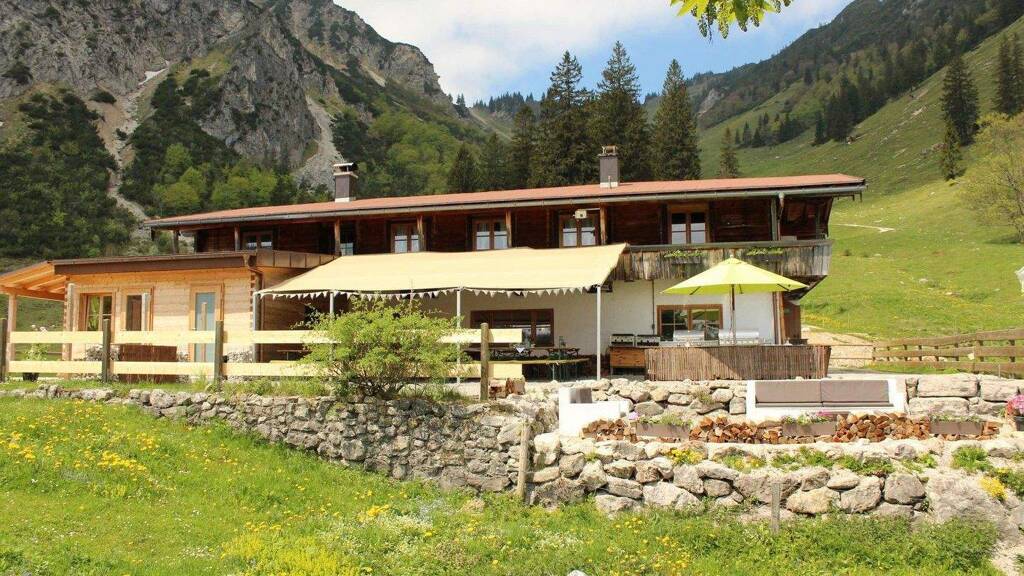 Gastronomie/Hotel zum Kauf provisionsfrei 2.650.000 € 90 m² Gastrofläche Wuhrstein 17 Ettenhausen Schleching 83259