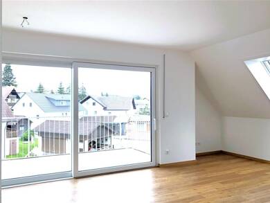 Wohnung zur Miete - Erstbezug 878 € 3 Zimmer 77,3 m² Dachgeschoss frei ab 15.08.2025 Rot Rot 88430