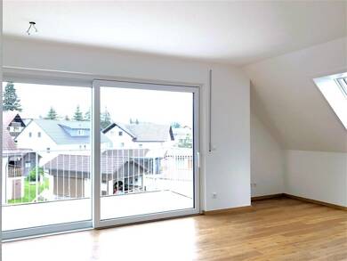 Wohnung zur Miete - Erstbezug 878 € 3 Zimmer 77,3 m² Dachgeschoss frei ab 15.08.2025 Rot Rot 88430