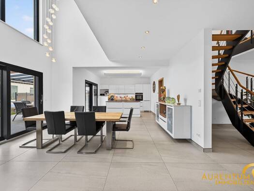 Einfamilienhaus zum Kauf 6 Zimmer 253 m² 1.096 m² Grundstück Sandsbach Langquaid 84097