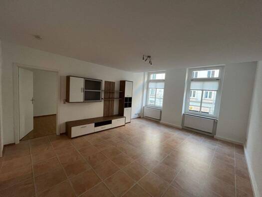 Wohnung zur Miete 375 € 2 Zimmer 62 m² 1. Geschoss frei ab sofort Leipziger Straße 20 Innenstadt Gera 07545