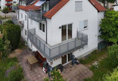 Wohnung zum Kauf 299.000 € 2,5 Zimmer 81 m² Hattersheim Hattersheim 65795