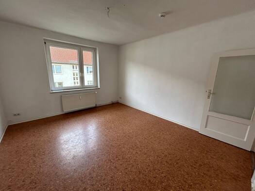 Wohnung zur Miete 303 € 2 Zimmer 53 m² 2. Geschoss Eickendorfer Str. 8 Fermersleben Magdeburg 39122