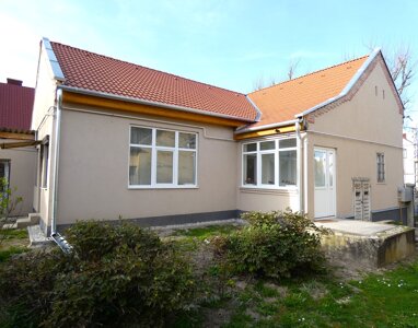 Einfamilienhaus zum Kauf 169.000 € 4 Zimmer 125 m² 2.432 m² Grundstück frei ab sofort Balatonszabadi 8651