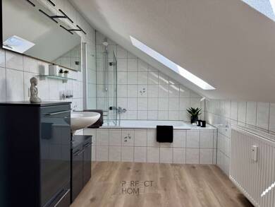 Wohnung zur Miete 900 € 2 Zimmer 65 m² Dachgeschoss, 2. Geschoss Heilbronn 74080