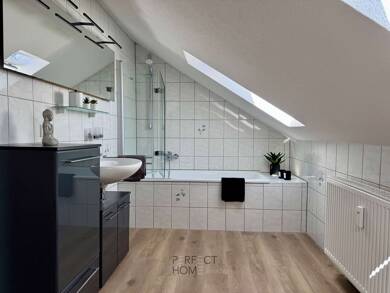 Wohnung zur Miete 900 € 2 Zimmer 65 m² Dachgeschoss, 2. Geschoss Böckingen - Nord Heilbronn 74080