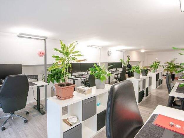 Bürofläche zur Miete provisionsfrei 300 € 4 m² Bürofläche Höchster Bahnstraße Höchst Frankfurt am Main 65929