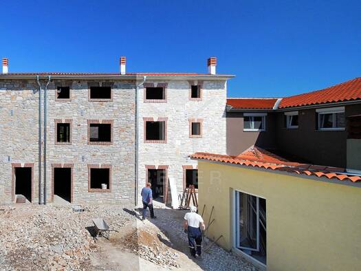 Reihenmittelhaus zum Kauf 5 Zimmer 83 m² 208 m² Grundstück Svetvinčenat