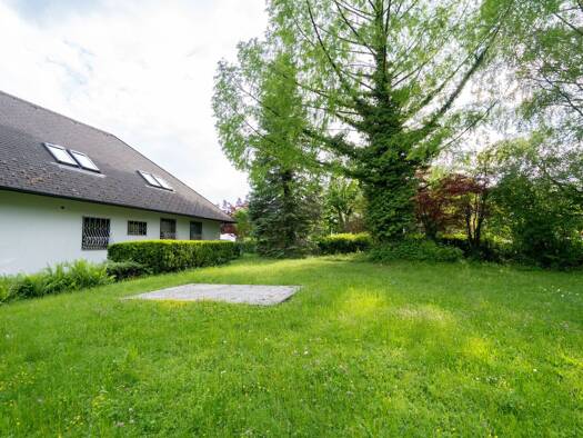 Villa zur Miete 1.900 € 8 Zimmer 350 m² 2.487 m² Grundstück Steyr Steyr 4400