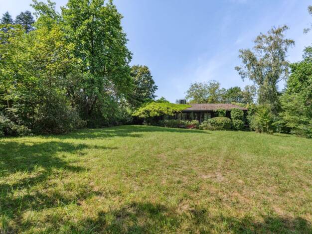 Bungalow zum Kauf 1.200.000 € 4 Zimmer 136,1 m² 1.200 m² Grundstück Bachern Inning am Ammersee 82266