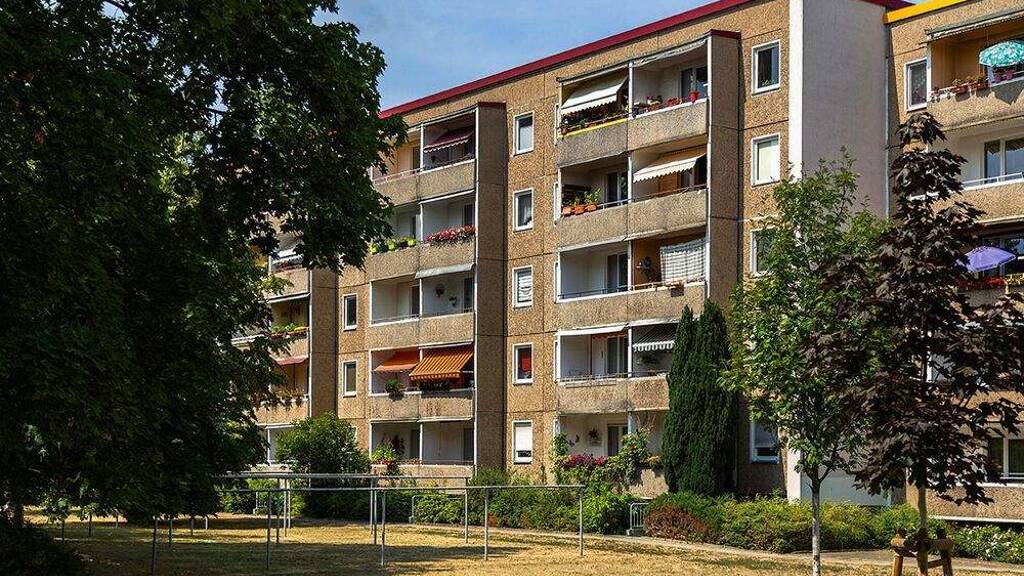 Wohnung zur Miete 471 € 3 Zimmer 67,4 m² 1. Geschoss Ernst-Barlach-Straße 10 Ströbitz Cottbus 03046
