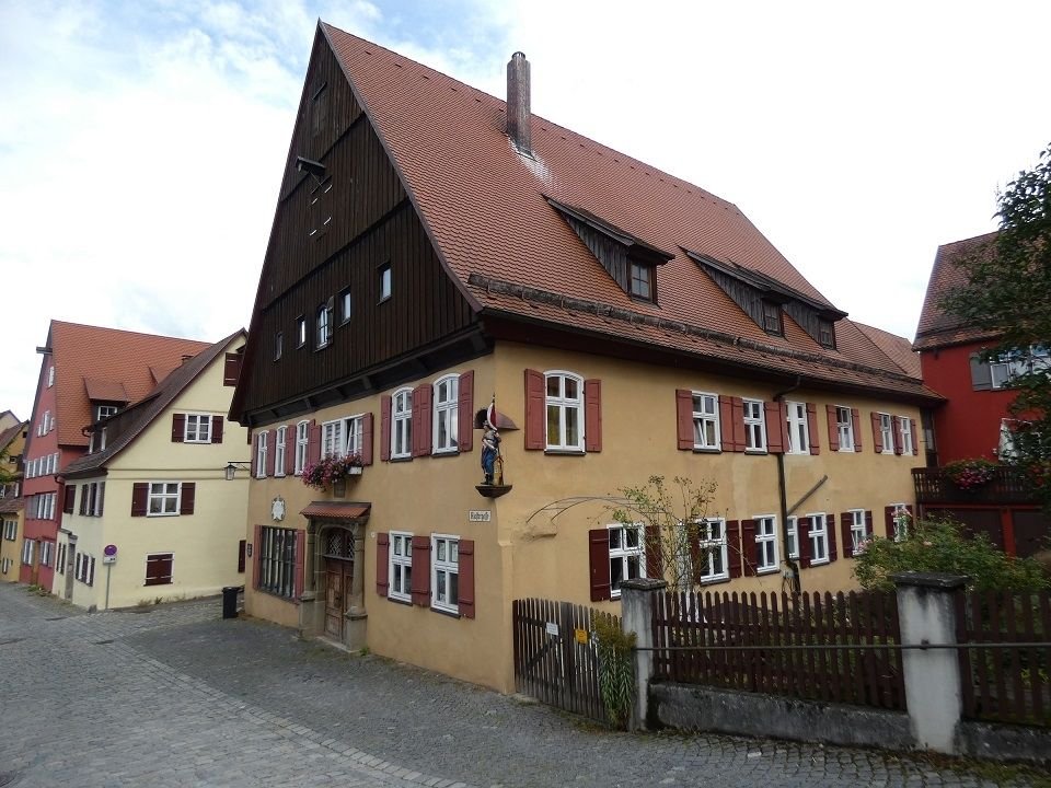 Haus zum Kauf 599.000 € 15 Zimmer 700 m²<br/>Wohnfläche 353 m²<br/>Grundstück Dinkelsbühl Dinkelsbühl 91550