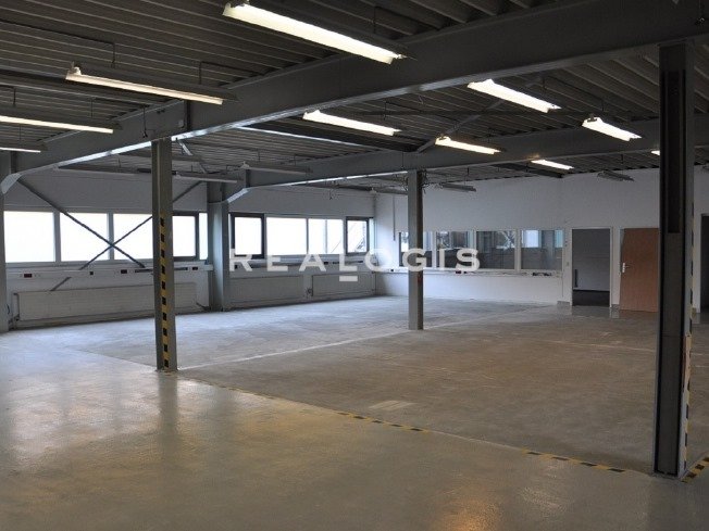 Halle/Industriefläche zur Miete 900 m²<br/>Lagerfläche Neuhausen auf den Fildern 73765