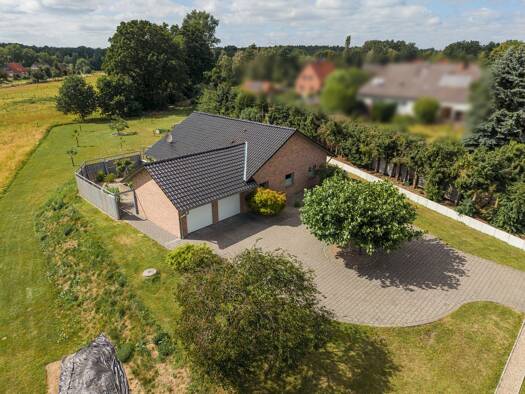 Bungalow zum Kauf 439.000 € 3 Zimmer 131,7 m² 3.750 m² Grundstück Radenbeck Thomasburg 21401