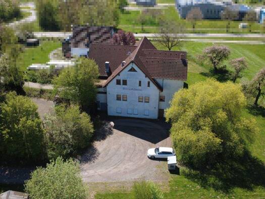 Haus zum Kauf 760.000 € 551 m² 12.086 m² Grundstück frei ab sofort Kapellenstraße 19 Heudorf Meßkirch 88605