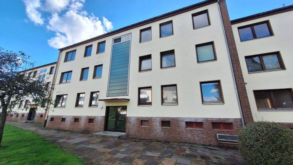 Wohnung zur Miete 530 € 3 Zimmer 63 m² 1. Geschoss Peiner Weg 1 Burgdorf 31303