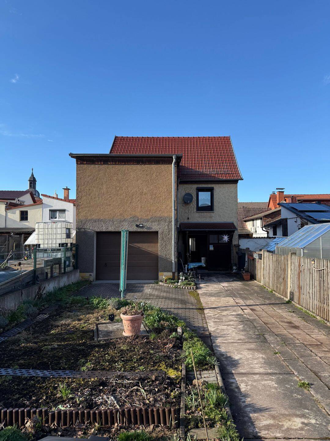 Immobilie in Friemar - Viel Platz & Potenzial: EFH mit separater Wohneinheit + Ausbaureserve! - Bild 1