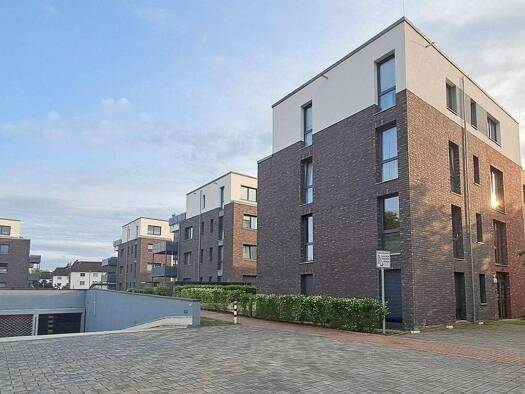 Wohnung zur Miete 1.100 € 4 Zimmer 104 m² Geschoss 2/3 frei ab sofort Gunzelinstraße 14 Kernstadt Nord Peine 31224