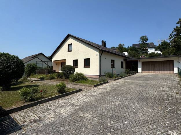 Einfamilienhaus zum Kauf 430.000 € 5 Zimmer 130 m² 948 m² Grundstück frei ab sofort Undorf Nittendorf 93152