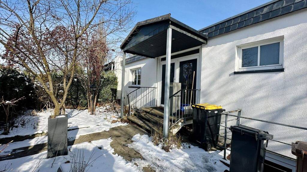 Doppelhaushälfte zum Kauf 349.000 € 4 Zimmer 114 m² 695 m² Grundstück Barmstedt 25355