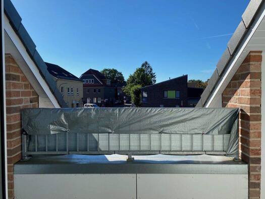 Wohnung zur Miete 1.200 € 3 Zimmer 90 m² 1. Geschoss frei ab 01.04.2026 Barmstedt 25355