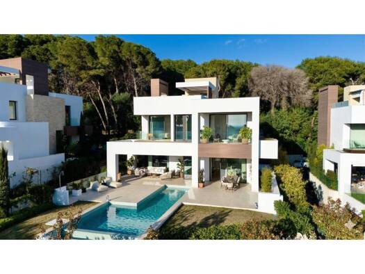 Chalet zur Miete 26.000 € 4 Zimmer 462 m² 885 m² Grundstück Marbella 29601
