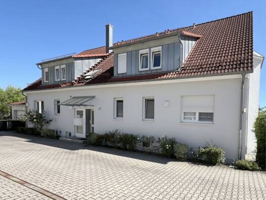 Wohnung zum Kauf 265.000 € 2,5 Zimmer 64 m² 2. Geschoss Reuth Forchheim 91301