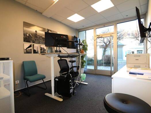 Büro zur Miete 575 € 2 Zimmer 41,1 m² Bürofläche Baden 2500