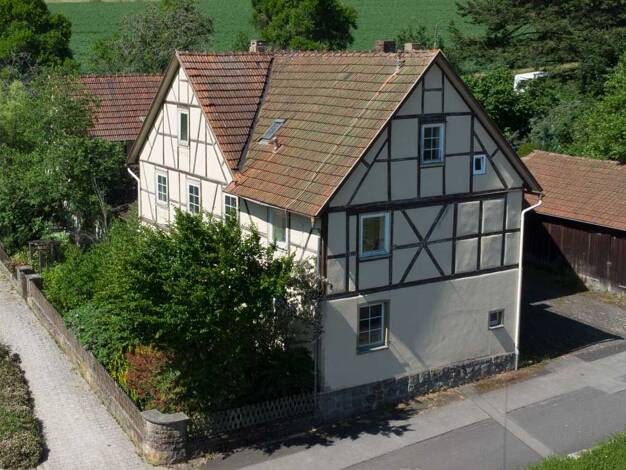 Haus zum Kauf 179.000 € 8 Zimmer 280 m² 1.037 m² Grundstück Neustädtles Nordheim vor der Rhön 97647